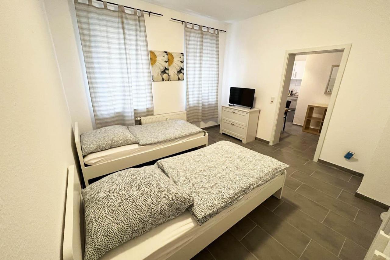 Apartment Work &